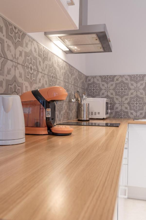 Gorgeous Apartment Close To City Centre Валенсия Екстериор снимка